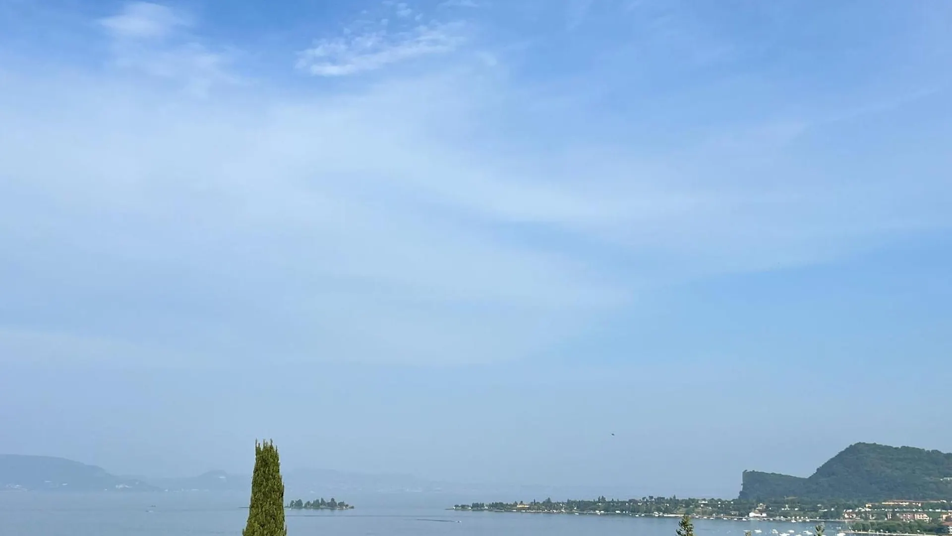 Manerba - Best Vacation Apartment Manerba del Garda